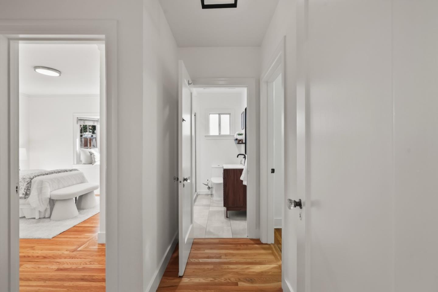 2061 Valparaiso Avenue