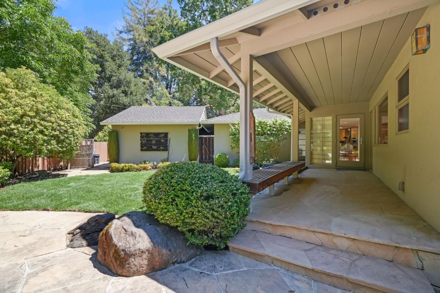 89 Fair Oaks Lane
