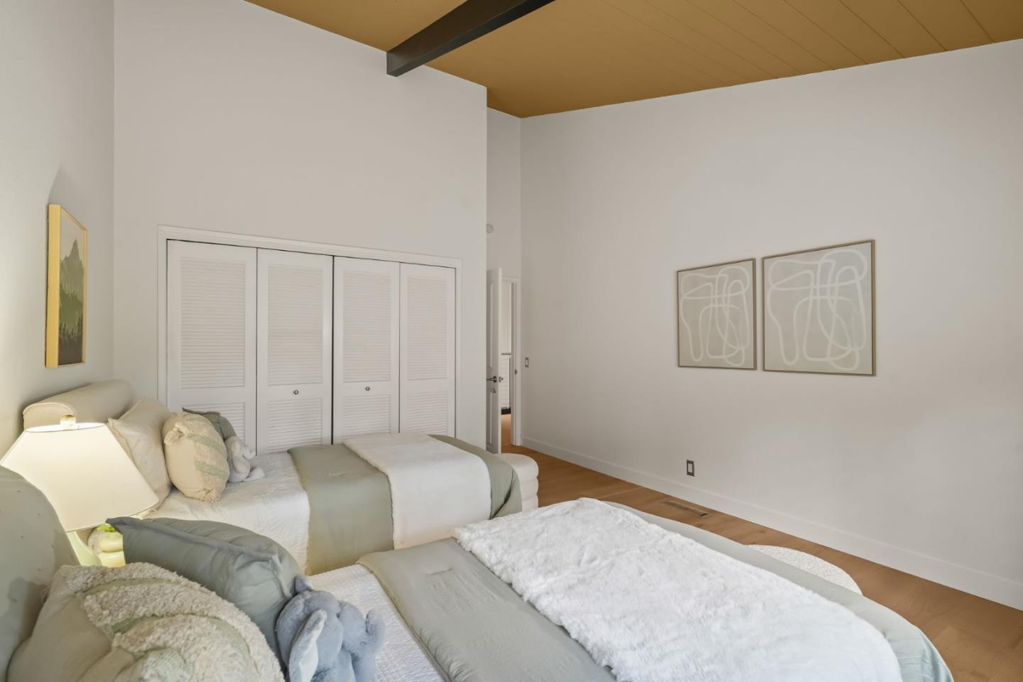 184 Sand Hill Circle