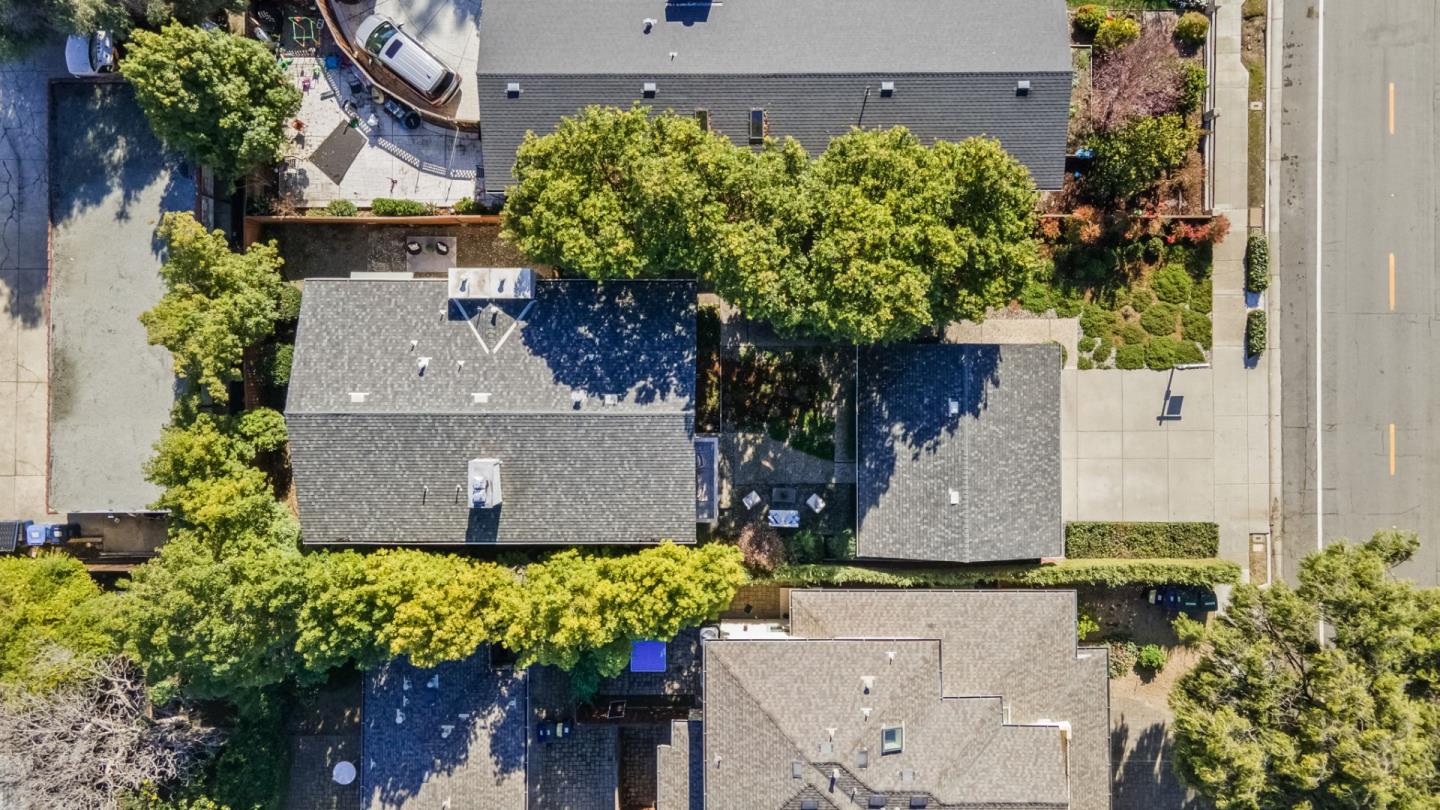 408 - 410 Morse Avenue