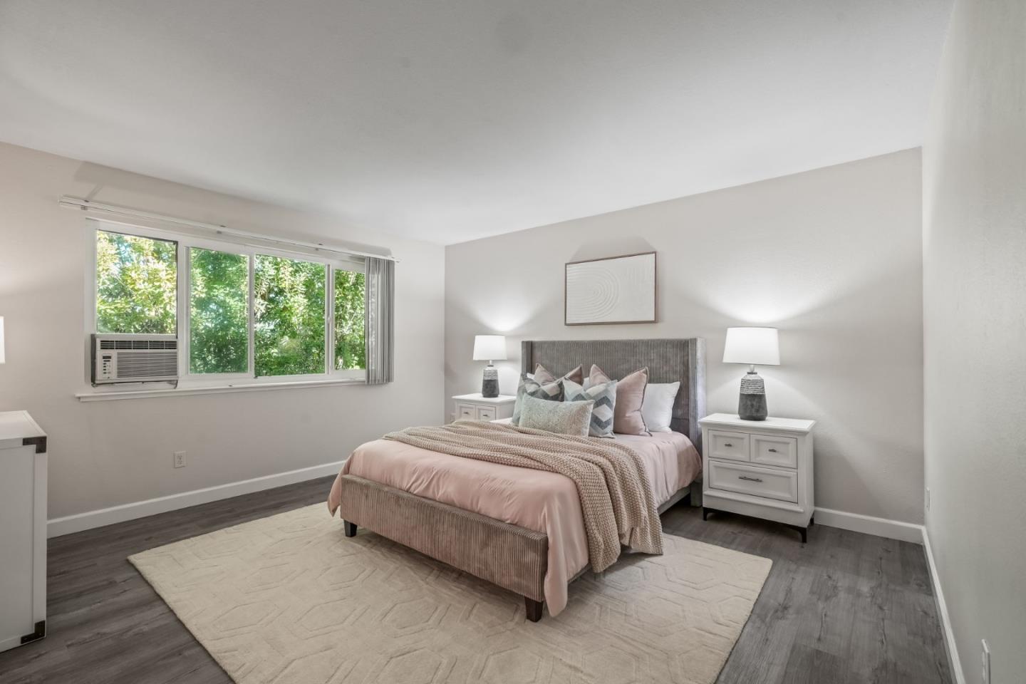 408 - 410 Morse Avenue