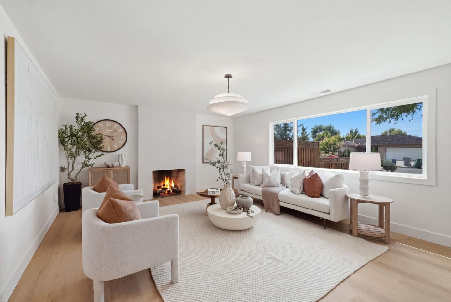 904 Del Monte PL