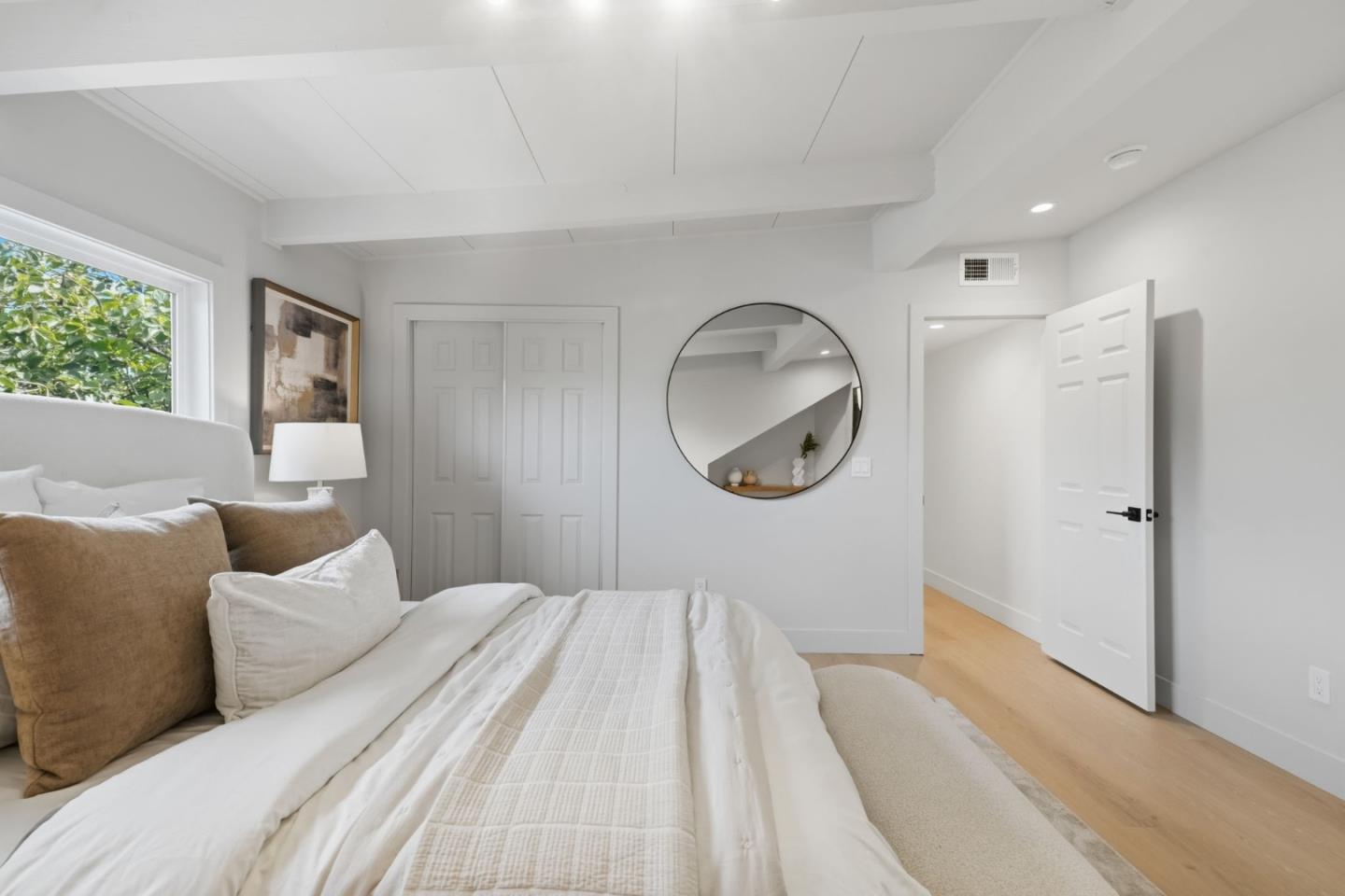 904 Del Monte PL