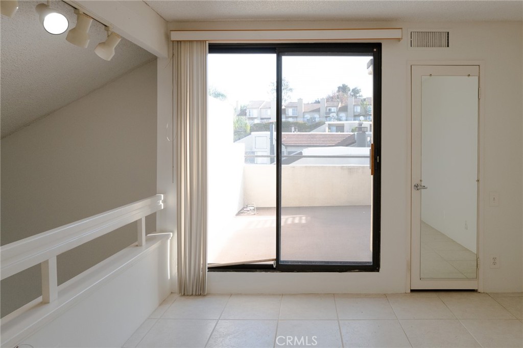 13096 Le Parc 90