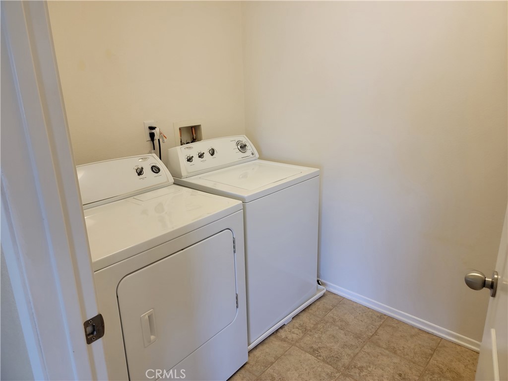 8541 Oak Barrel Place