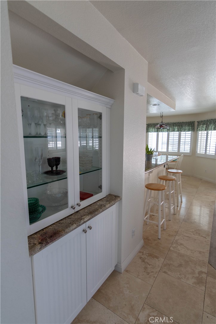 17940 Via Casitas