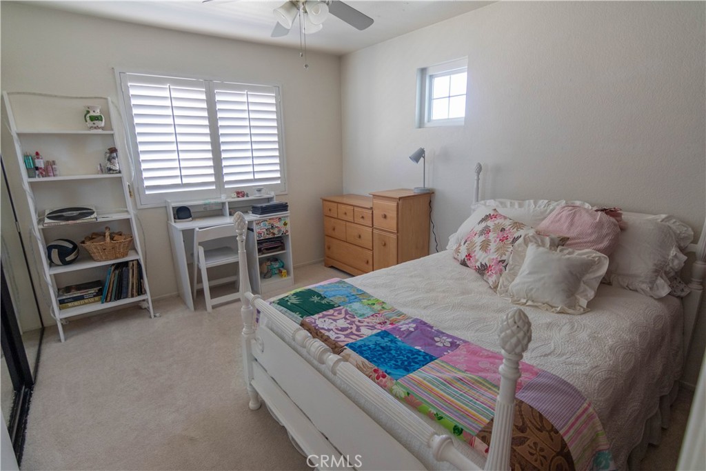 17940 Via Casitas