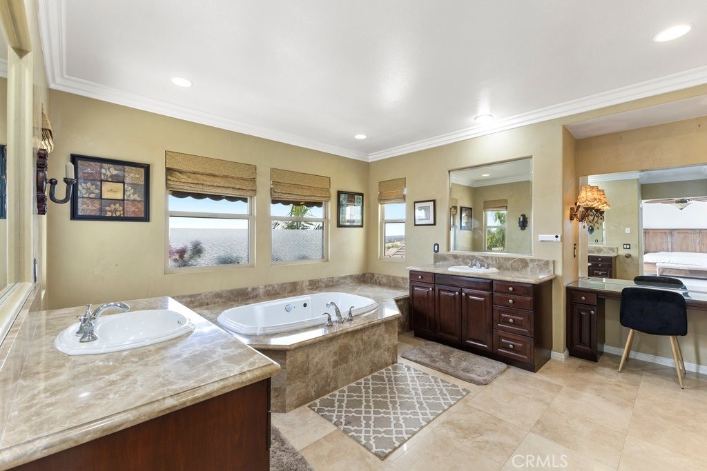 4067 Hoosier Lawn Way