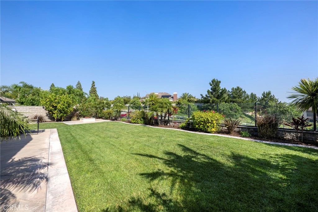 18598 Oaklawn Lane