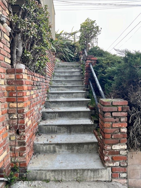 210 Mooney Drive