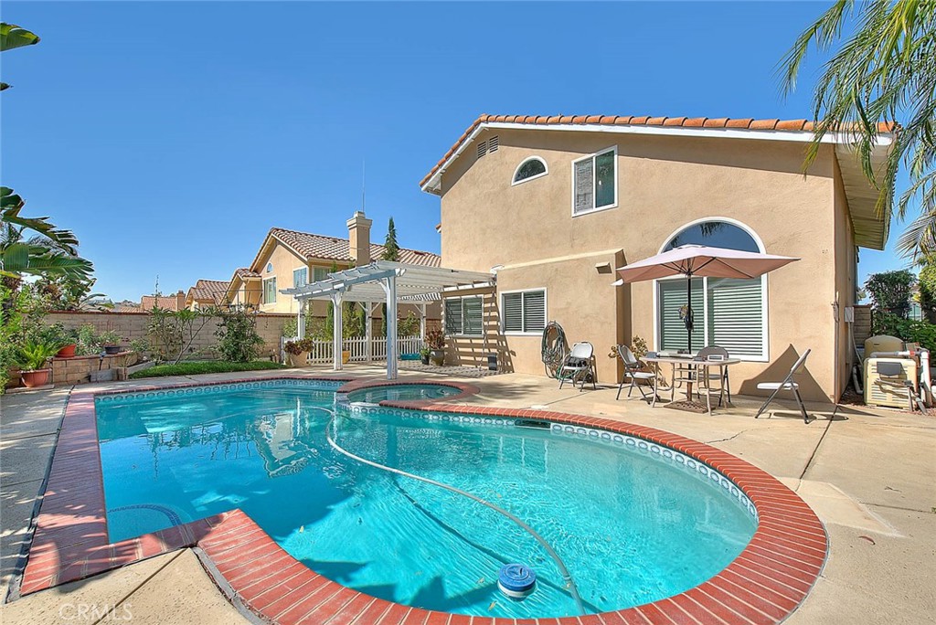 2221 Wandering Ridge Drive