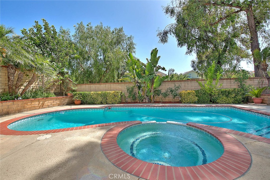 2221 Wandering Ridge Drive