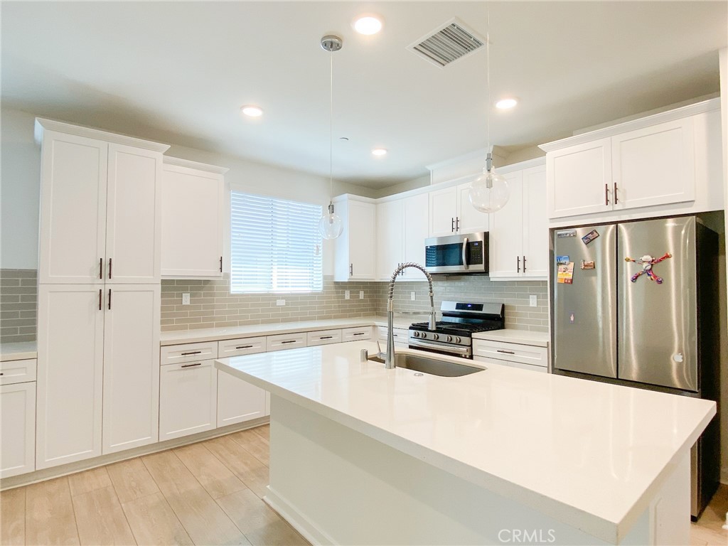 947 N Divino Privado 9