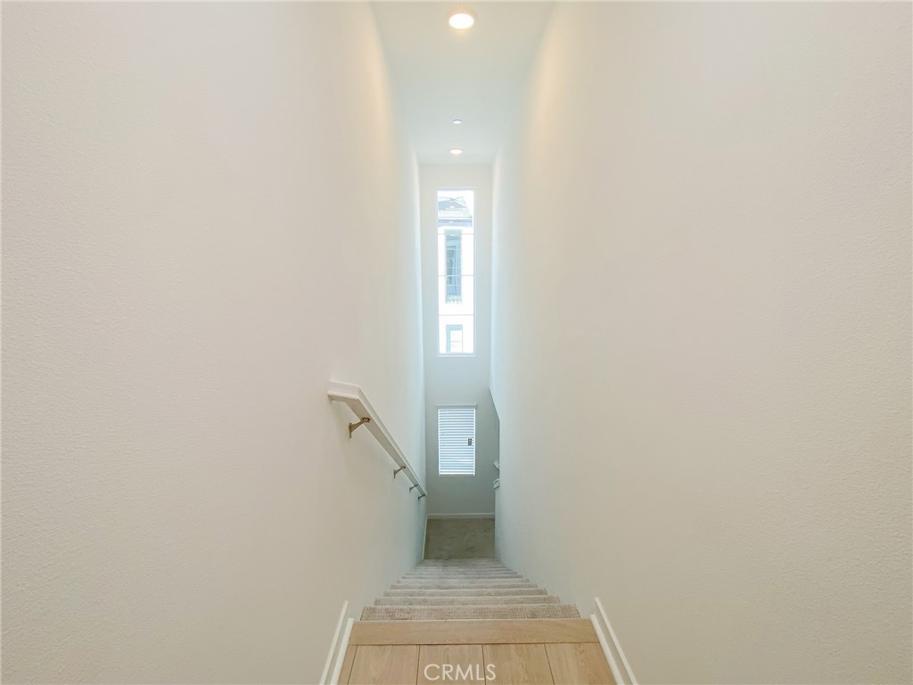 947 N Divino Privado 9