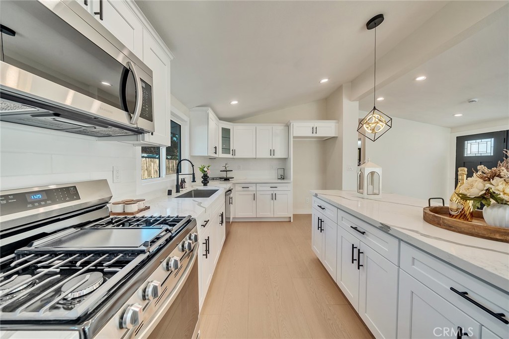 2431 Santa Ysabel Avenue