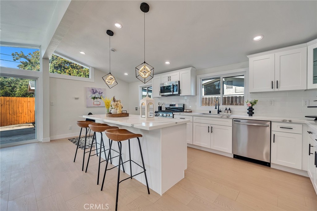 2431 Santa Ysabel Avenue