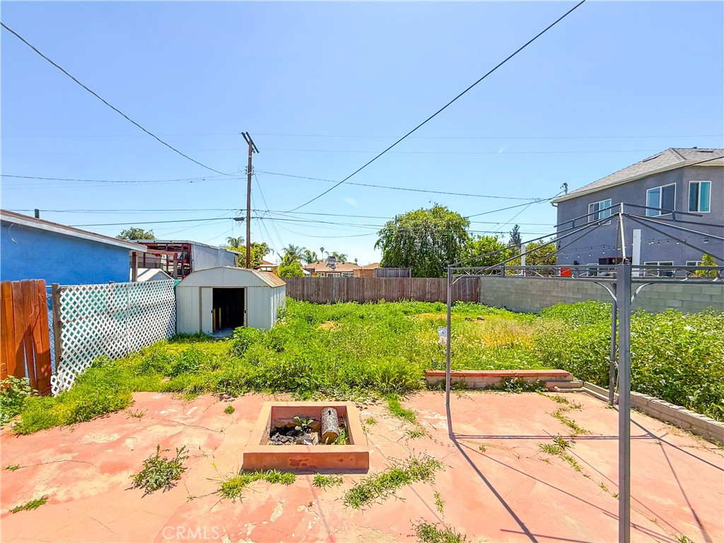 12056 Neenach Street