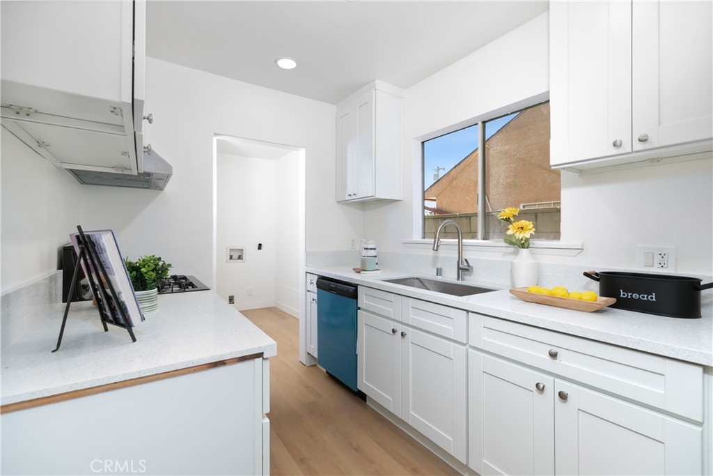 12056 Neenach Street