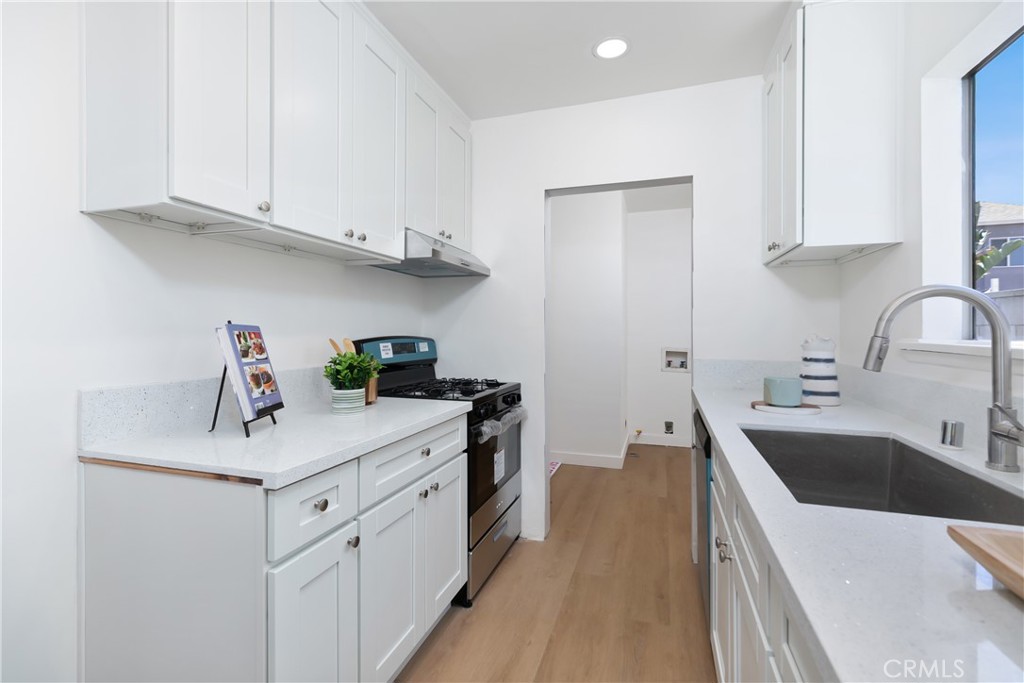 12056 Neenach Street