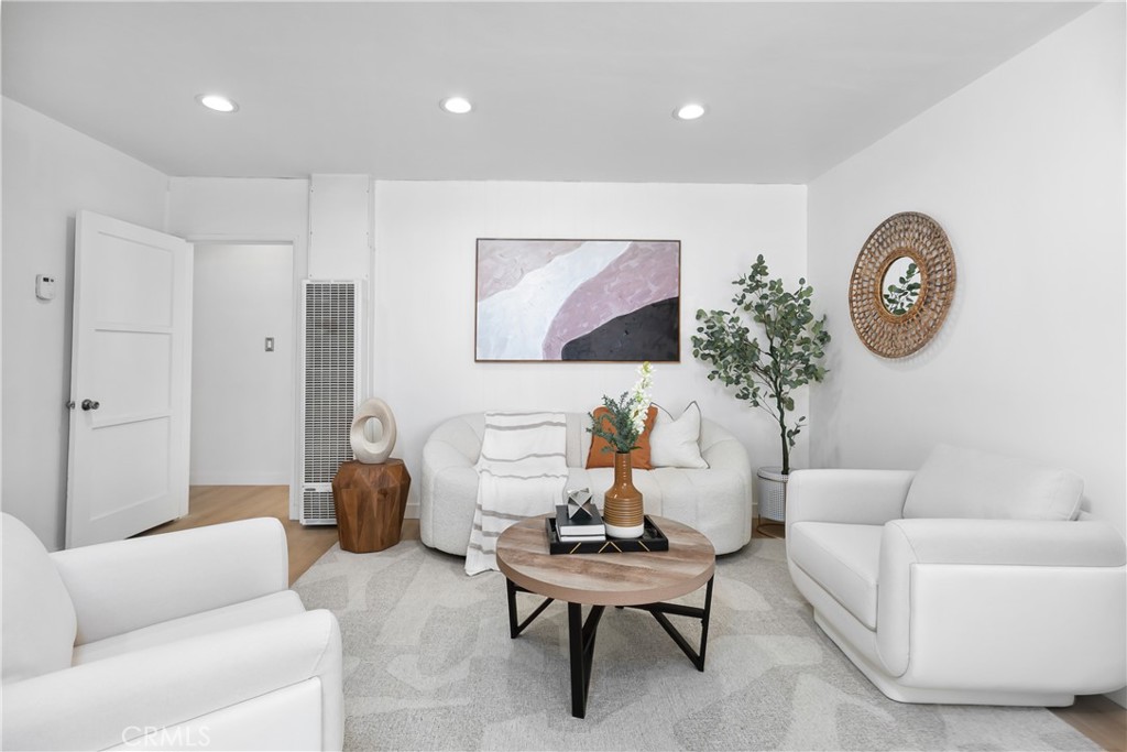 12056 Neenach Street