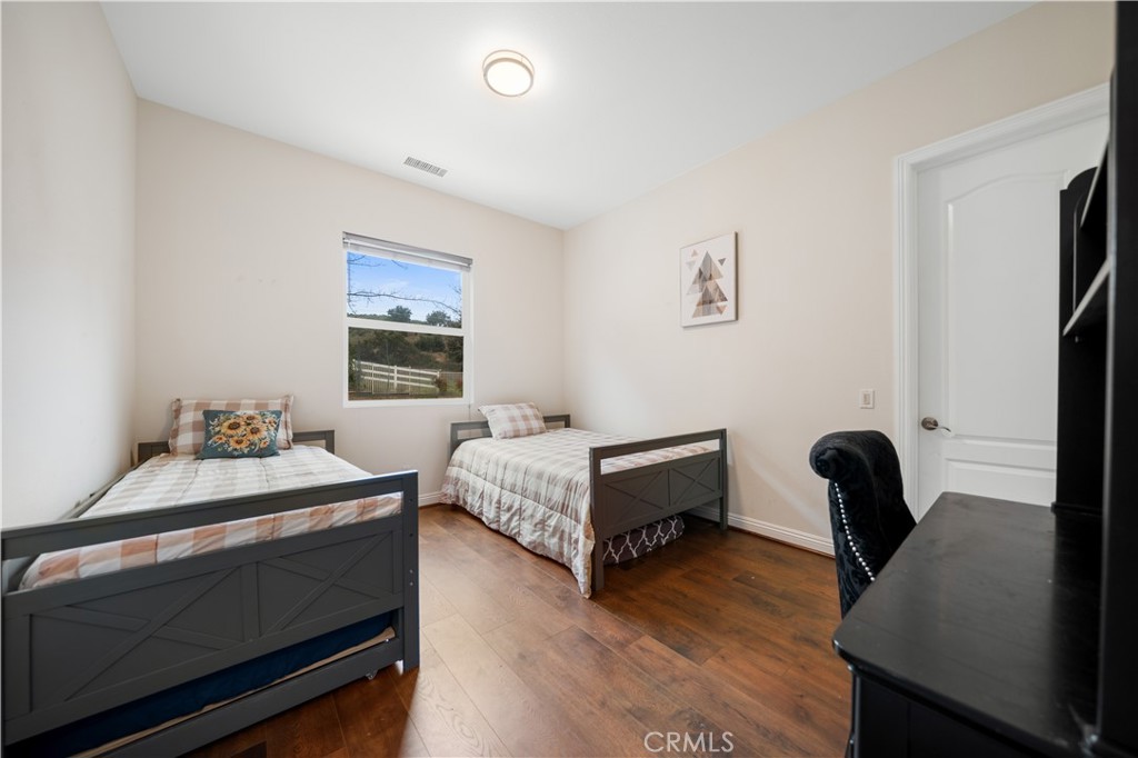26677 Avenida Del Oro