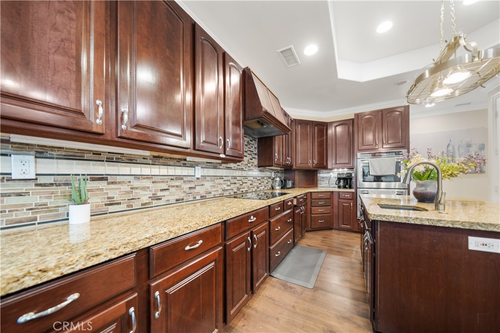 26677 Avenida Del Oro