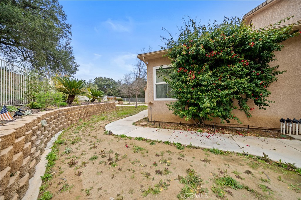 26677 Avenida Del Oro