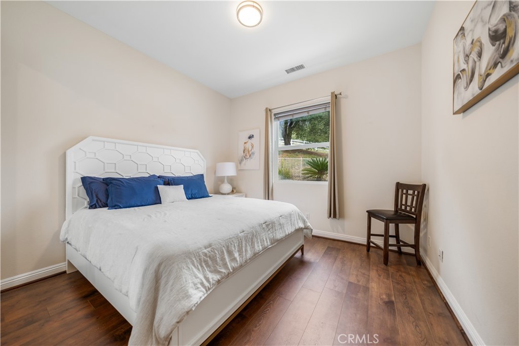 26677 Avenida Del Oro