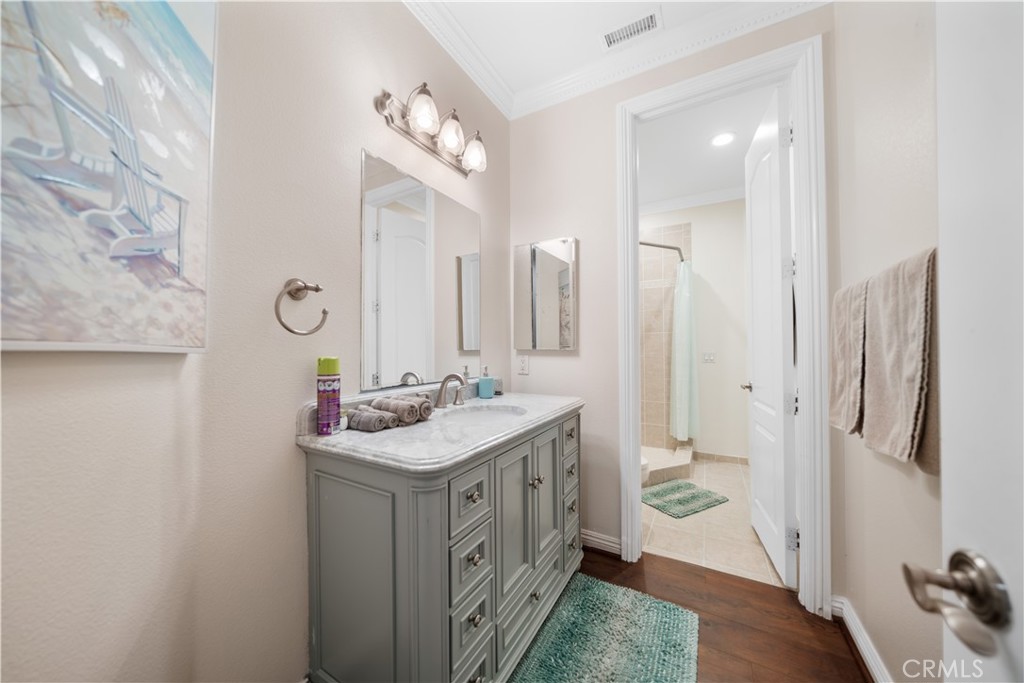 26677 Avenida Del Oro