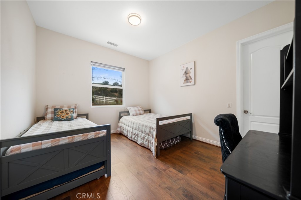 26677 Avenida Del Oro