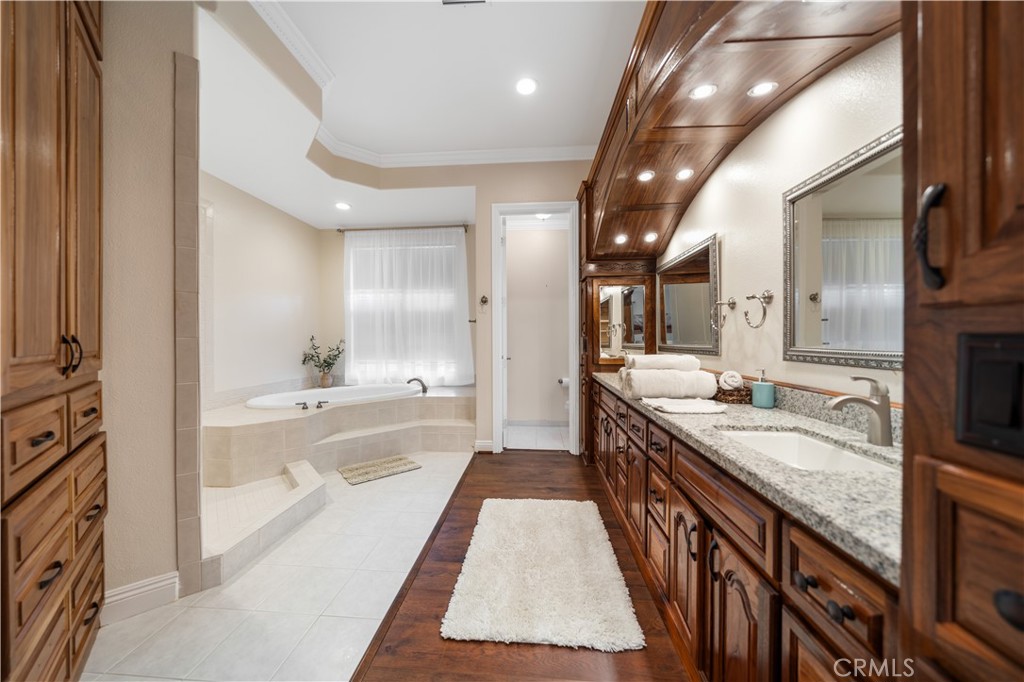 26677 Avenida Del Oro