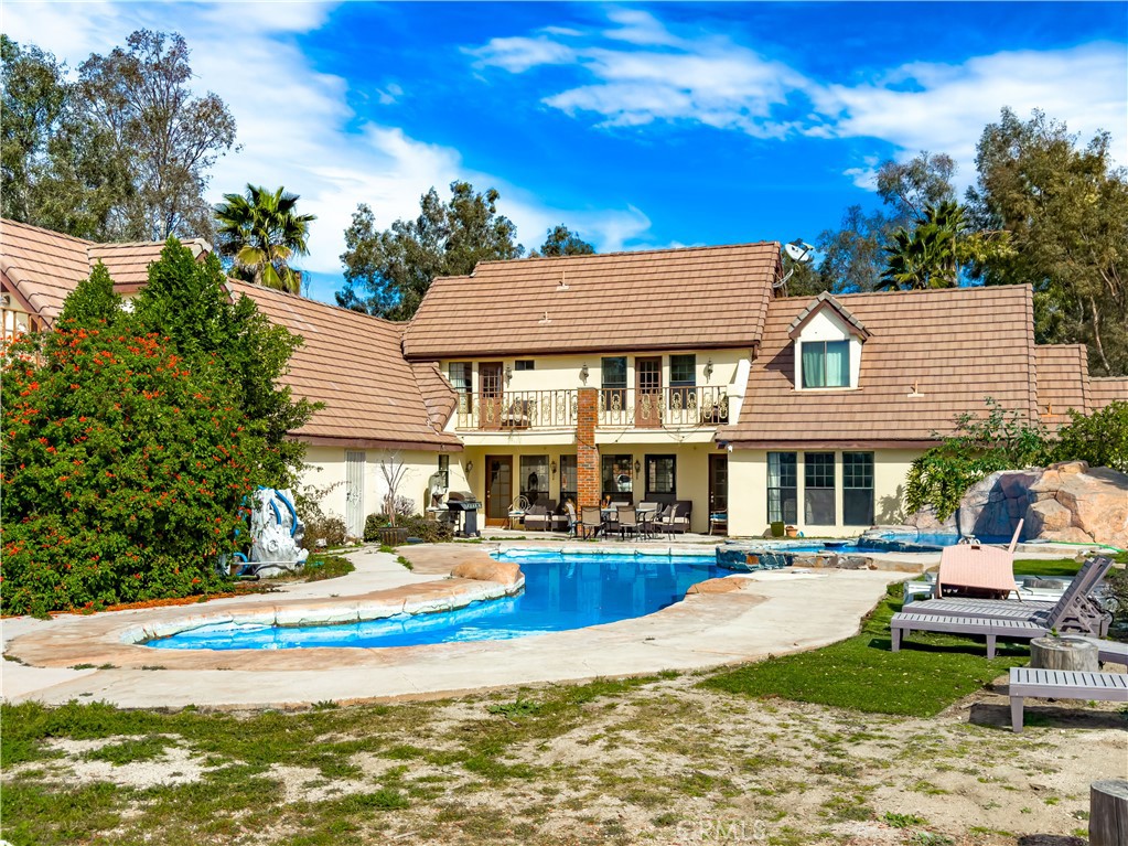 42200 Calle Barbona