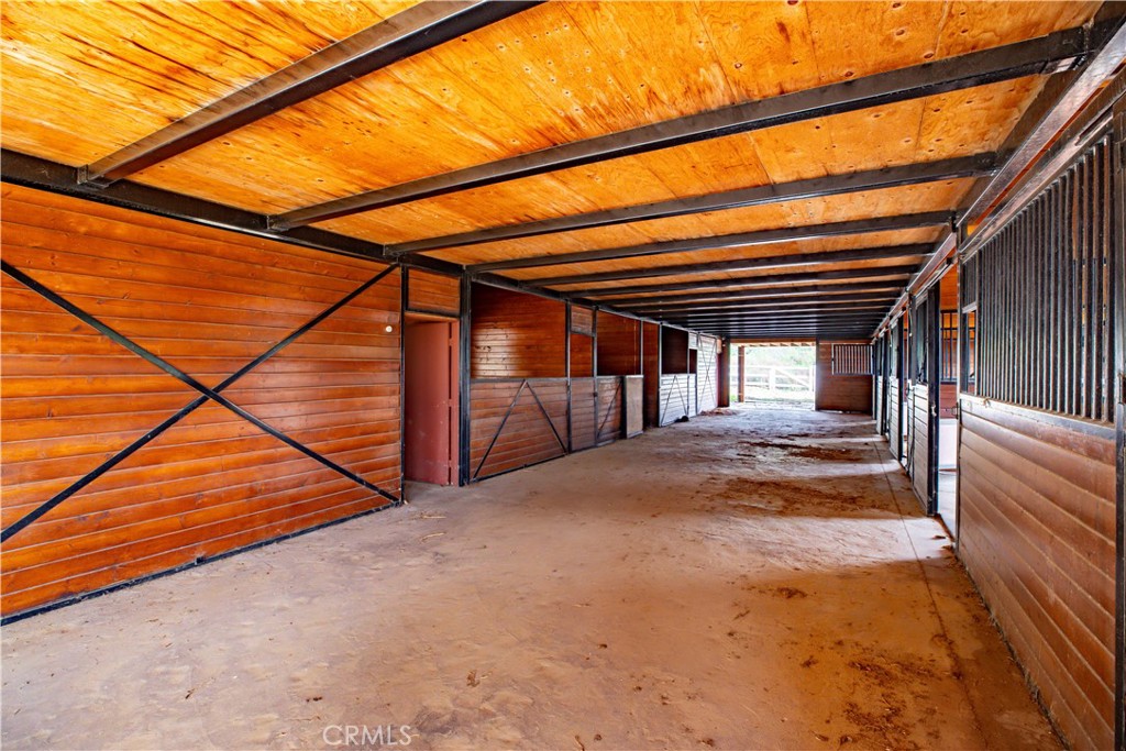 42200 Calle Barbona