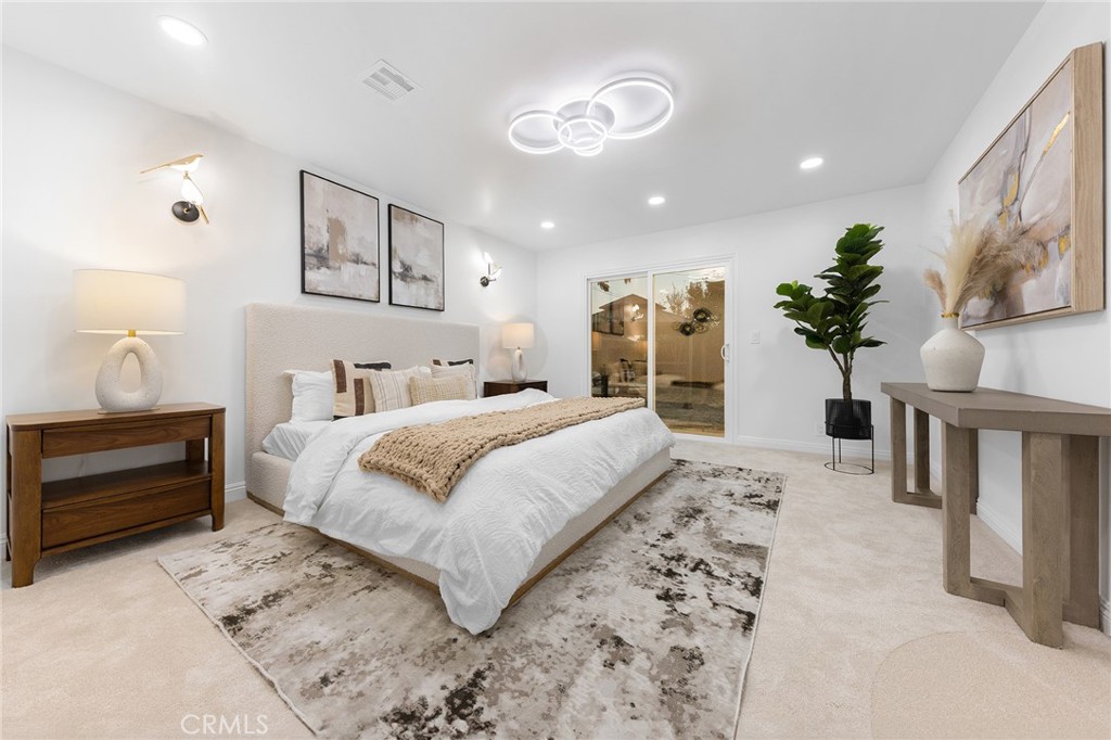 326 E Sierra Madre Avenue