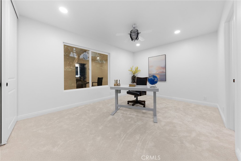 326 E Sierra Madre Avenue