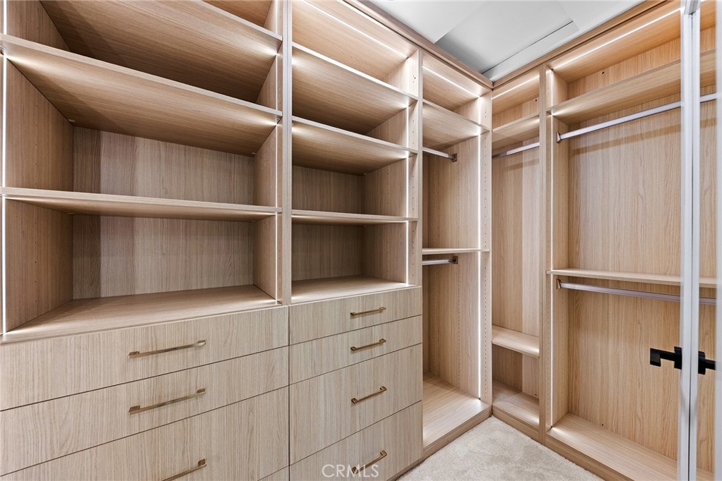 326 E Sierra Madre Avenue