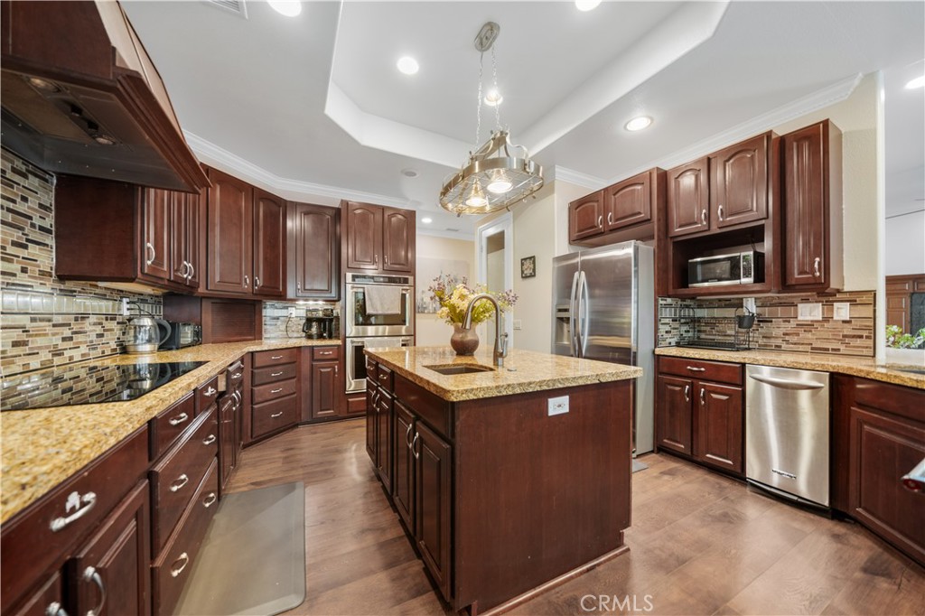 26677 Avenida Del Oro