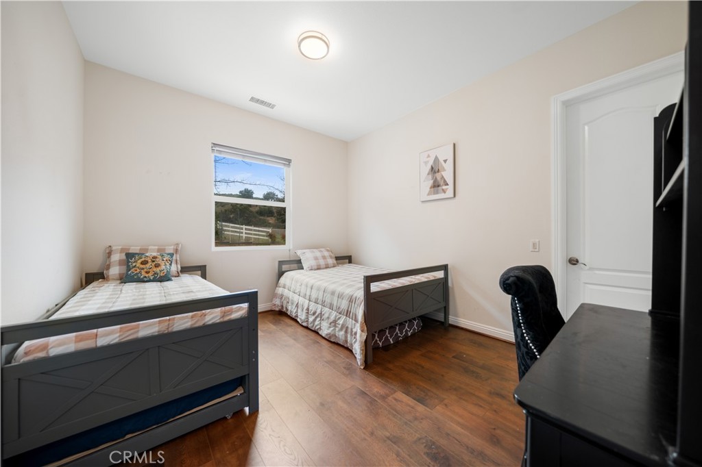 26677 Avenida Del Oro