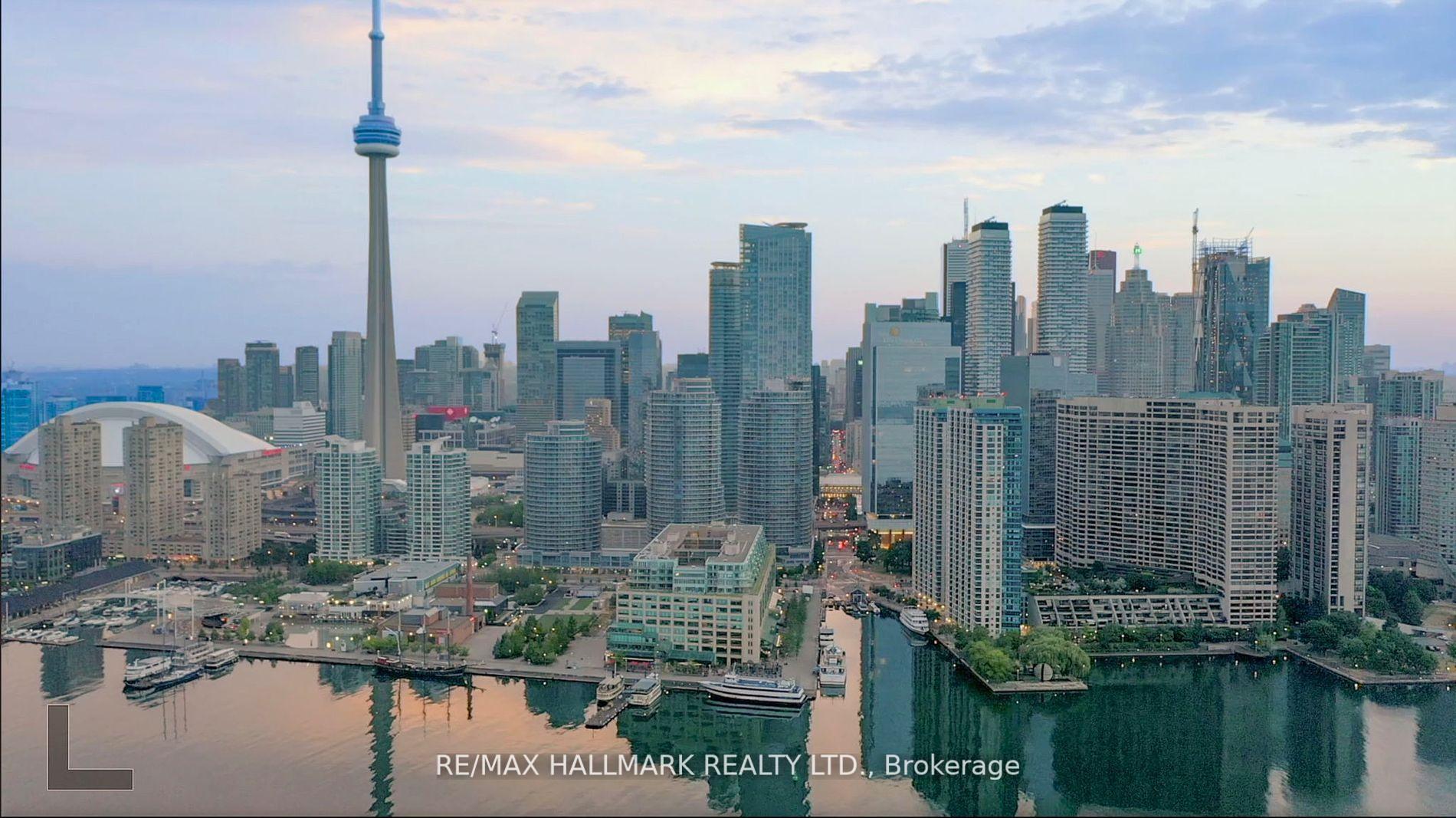 77 Harbour Square 502