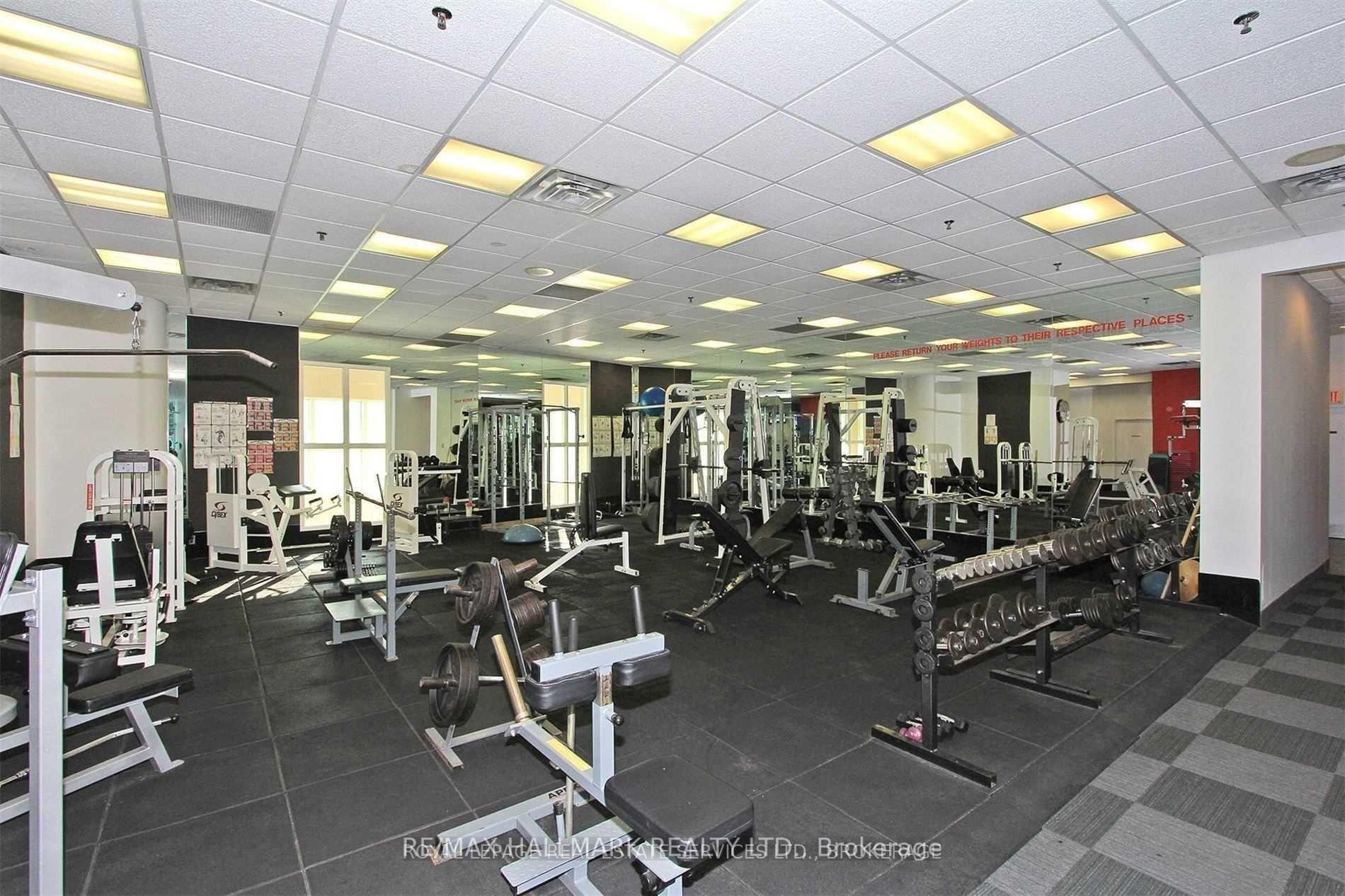 77 Harbour Square 502