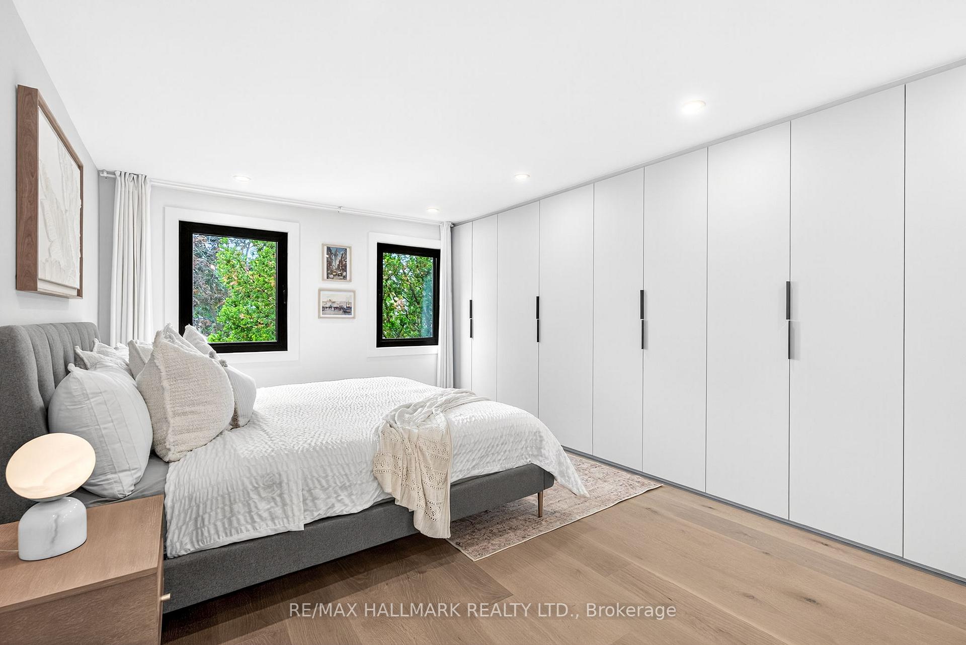 225 Catalina Drive, Toronto