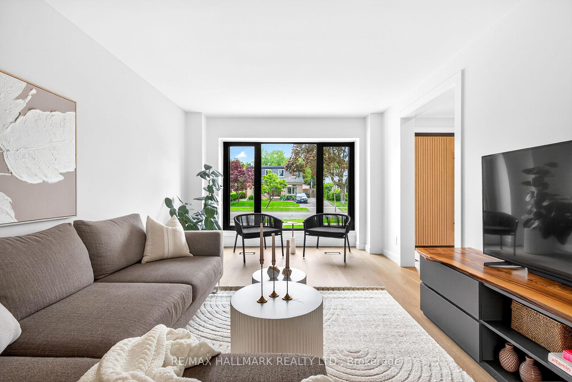 225 Catalina Drive, Toronto