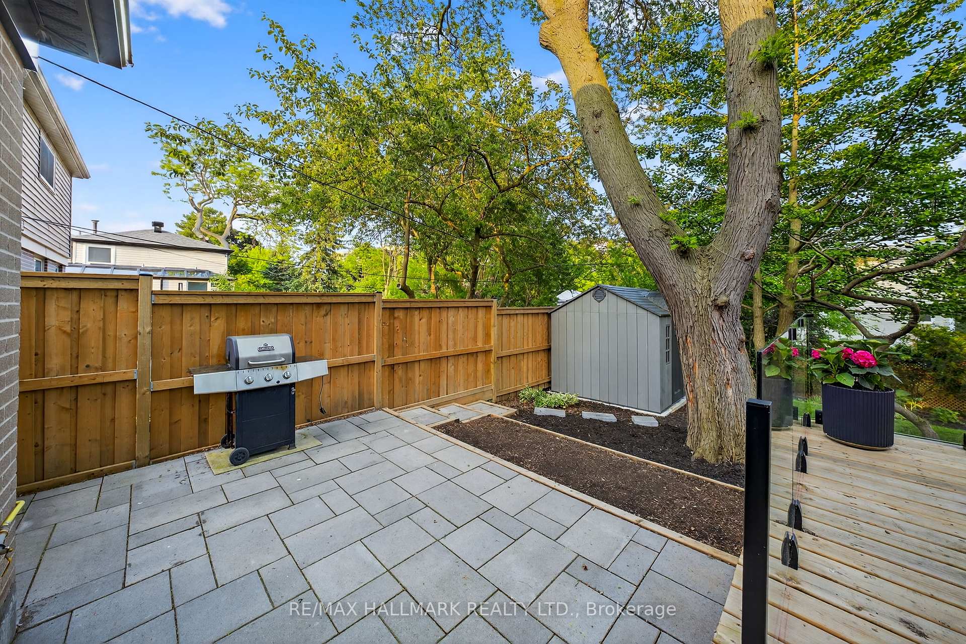 225 Catalina Drive, Toronto