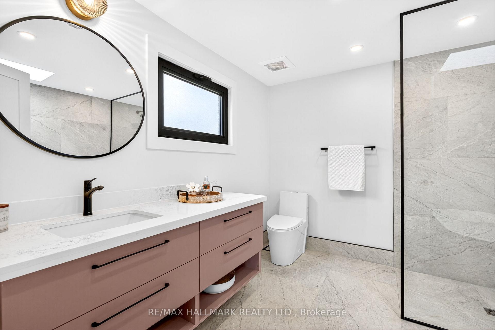 225 Catalina Drive, Toronto