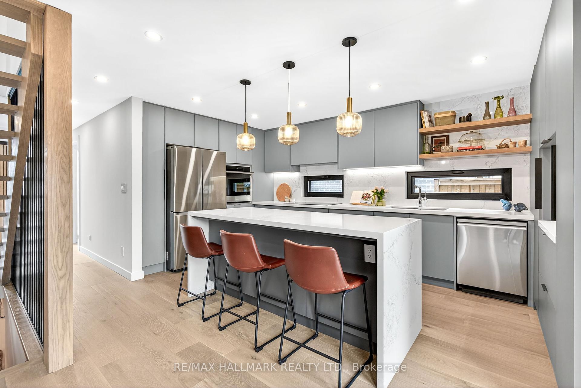 225 Catalina Drive, Toronto