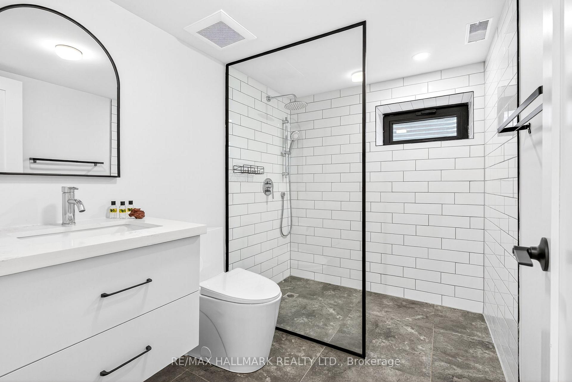 225 Catalina Drive, Toronto