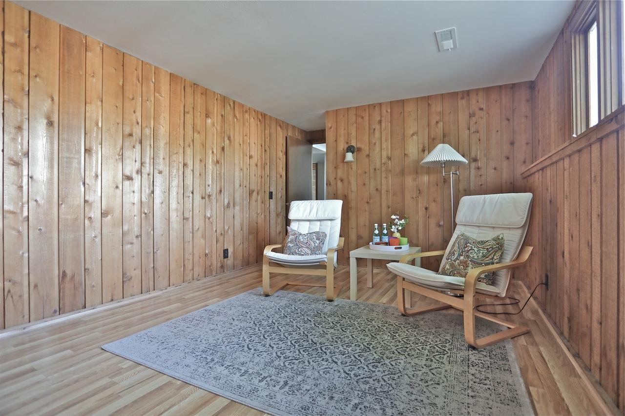 3519 Zealand Avenue N
