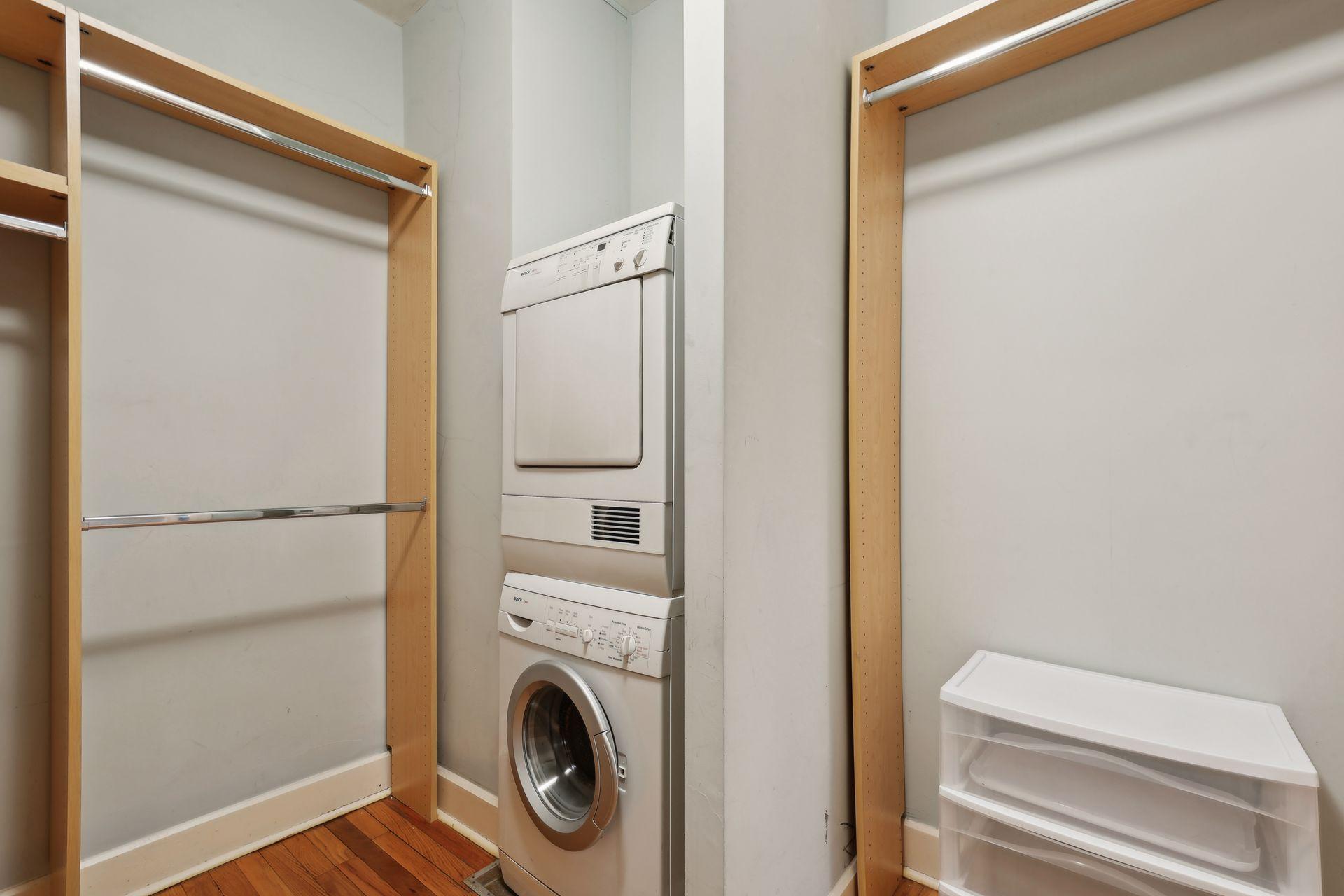 2517 Humboldt Avenue S Unit: 102