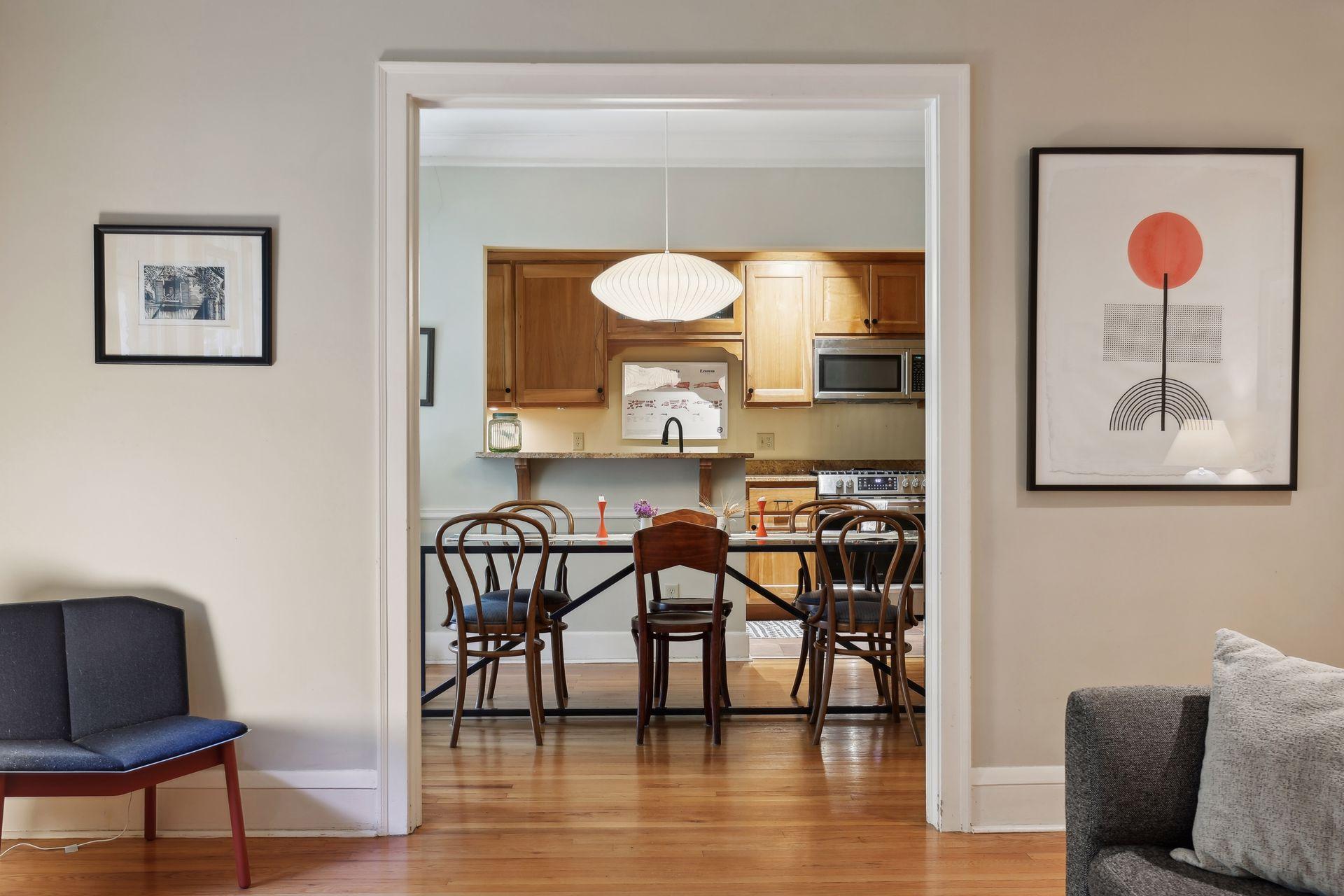 2517 Humboldt Avenue S Unit: 102