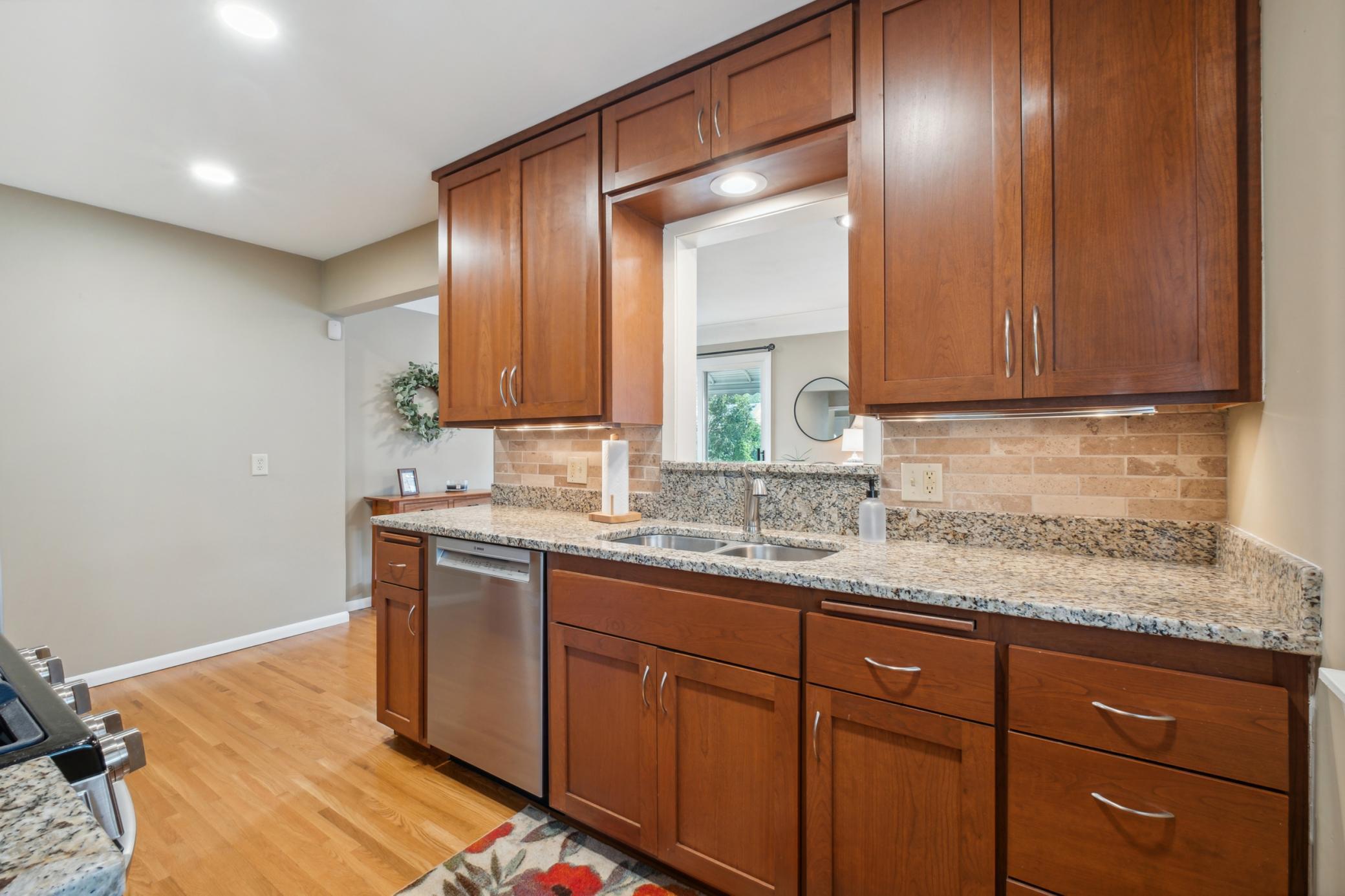 4224 Islemount Place